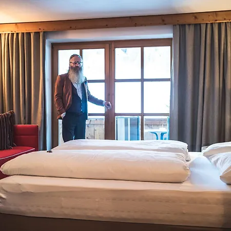Sport & Wellness Falkenstein - Natural Swimming - Matrix Gym - Summercard Inklusive - Authentic Experience - Flying Wellness With Pool Hotel 4*