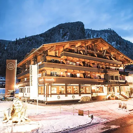 Sport & Wellness Falkenstein - Natural Swimming - Matrix Gym - Summercard Inklusive - Authentic Experience - Flying Wellness With Pool 4* Kaprun
