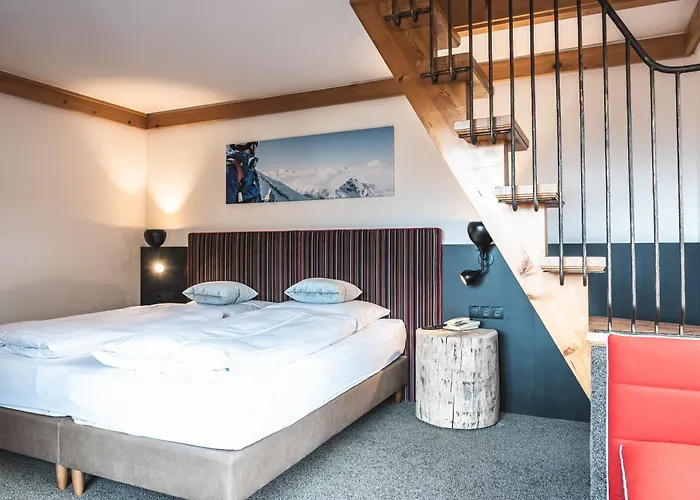 Hotel Falkenstein 4*